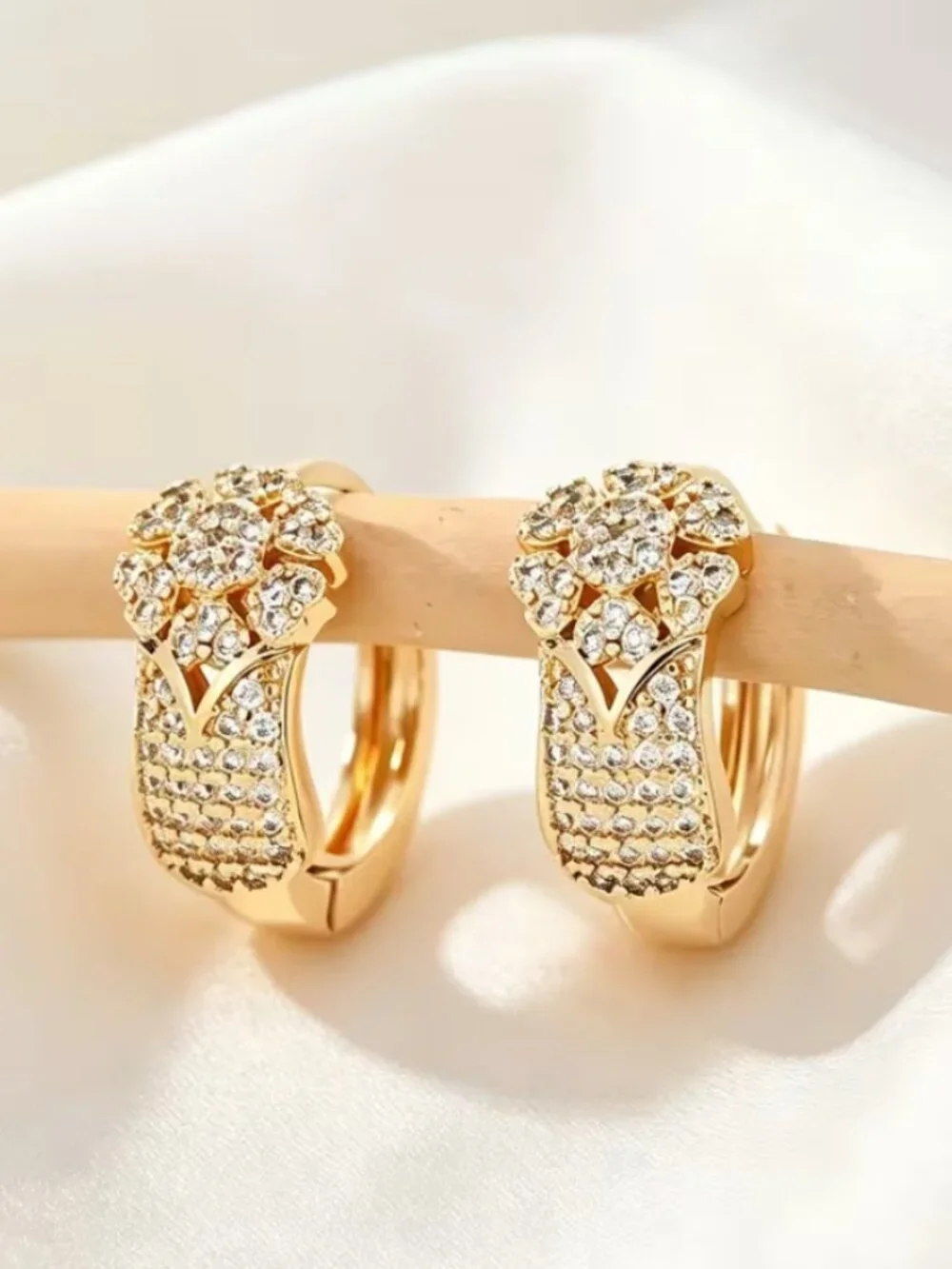 14K Gold Womens Small 2ct Diamond Hoop Earrings Ladies 14 K Silver Jewelry New